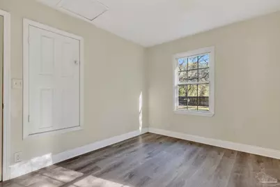 7304 St Johns Cir, Milton, FL 32583 - Photo 33