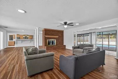 8 Manor Dr, Pensacola, FL 32507 - Photo 19