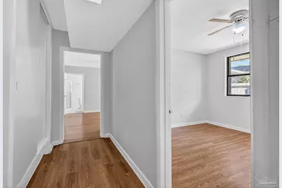 8 Manor Dr, Pensacola, FL 32507 - Photo 29