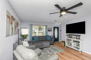 1512 Galvin Ave, Pensacola, FL 32526 - Photo 7