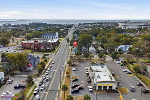 823 E Gadsden St, Pensacola, FL 32501 - Photo 11