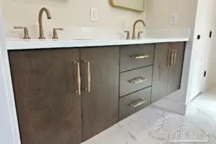 1001 W Wright St, Pensacola, FL 32502 - Photo 27