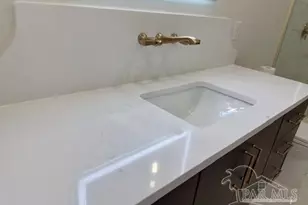 1001 W Wright St, Pensacola, FL 32502 - Photo 41