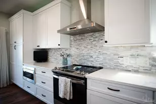 706 Via De Luna Dr, Pensacola Beach, FL 32561 - Photo 17