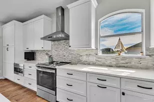 706 Via De Luna Dr, Pensacola Beach, FL 32561 - Photo 5