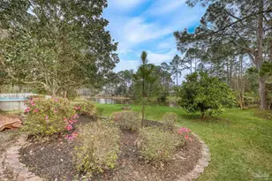 2873 Whisper Lake Dr, Gulf Breeze, FL 32563 - Photo 47