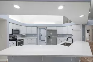 2873 Whisper Lake Dr, Gulf Breeze, FL 32563 - Photo 17