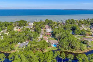 2873 Whisper Lake Dr, Gulf Breeze, FL 32563 - Photo 57