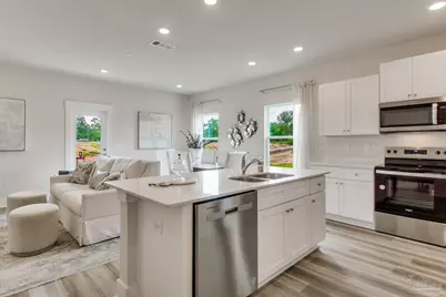 4036 Pendragon Cir, Milton, FL 32583 - Photo 9