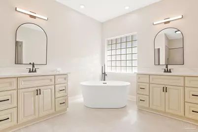 2409 Sweetheart Ln, Pensacola, FL 32526 - Photo 7