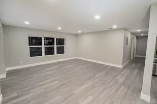 401 N Green St, Pensacola, FL 32505 - Photo 9