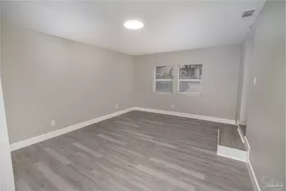 401 N Green St, Pensacola, FL 32505 - Photo 17