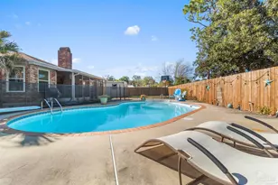 4196 Futura Dr, Pensacola, FL 32504 - Photo 7