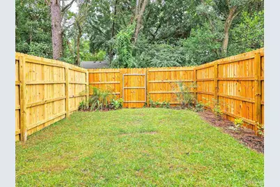 1211 Fairchild Village Dr, Pensacola, FL 32504 - Photo 27