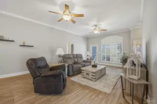 569 Radiant Cir, Mary Esther, FL 32569 - Photo 9