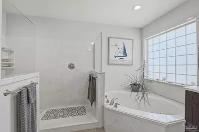 569 Radiant Cir, Mary Esther, FL 32569 - Photo 23