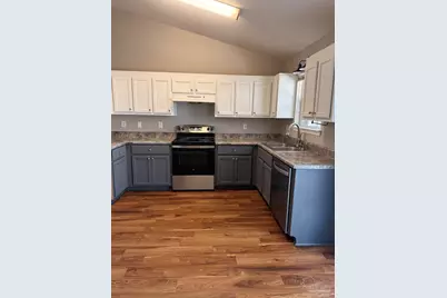 8940 Longmont Way, Milton, FL 32583 - Photo 11