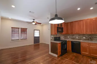 422 N Davis Hwy, Pensacola, FL 32501 - Photo 3