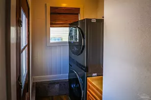 422 N Davis Hwy, Pensacola, FL 32501 - Photo 11