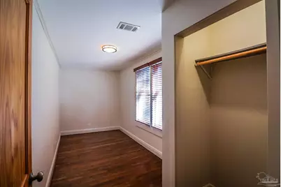 422 N Davis Hwy, Pensacola, FL 32501 - Photo 9