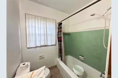 4915 Jackson St, Pensacola, FL 32506 - Photo 5