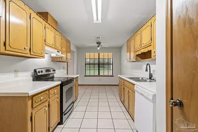 3928 Deerwood Cir, Pace, FL 32571 - Photo 11