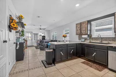 3080 Flintlock Dr, Pensacola, FL 32526 - Photo 5