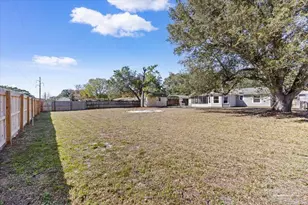 2990 Ranchette Square, Gulf Breeze, FL 32563 - Photo 25