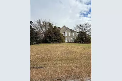 7416 San Ramon Dr, Milton, FL 32583 - Photo 1