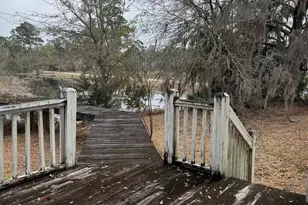 7416 San Ramon Dr, Milton, FL 32583 - Photo 13