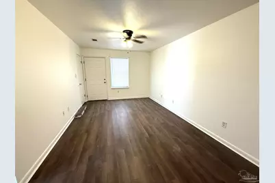 3202 Redwood Ln #D, Gulf Breeze, FL 32563 - Photo 9