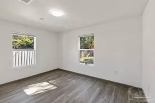 2405 W Hernandez St, Pensacola, FL 32505 - Photo 21