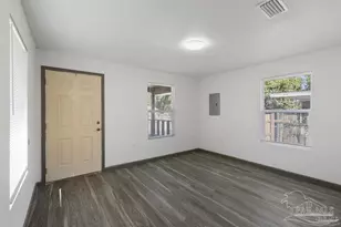 2405 W Hernandez St, Pensacola, FL 32505 - Photo 9