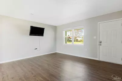 407 Celeste Ct, Mary Esther, FL 32569 - Photo 13