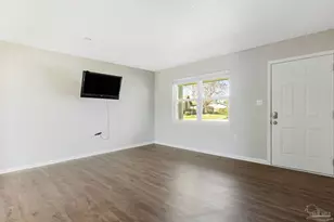 407 Celeste Ct, Mary Esther, FL 32569 - Photo 13