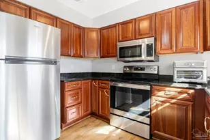 407 Celeste Ct, Mary Esther, FL 32569 - Photo 7