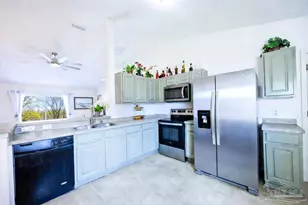 5888 Dandelion Ln, Pensacola, FL 32526 - Photo 9