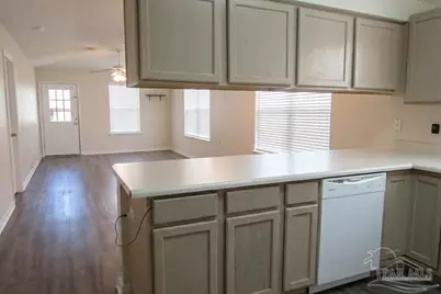 3092 Flintlock Dr, Pensacola, FL 32526 - Photo 5