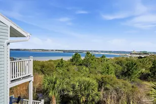 8522 Gulf Blvd, Navarre Beach, FL 32566 - Photo 17