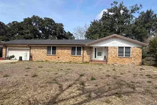 7640 Templeton Rd, Pensacola, FL 32506 - Photo 1