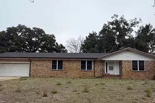 7640 Templeton Rd, Pensacola, FL 32506 - Photo 1