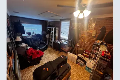 1317 Wilson Ave, Pensacola, FL 32507 - Photo 3