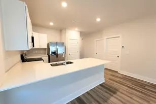 9907 Starling Dr, Pensacola, FL 32506 - Photo 7