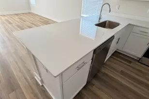 9907 Starling Dr, Pensacola, FL 32506 - Photo 5