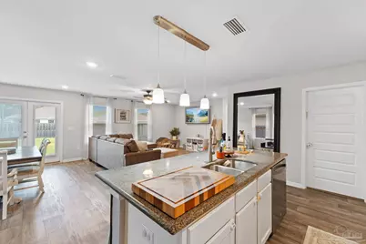 5528 Lancelot Tr, Milton, FL 32583 - Photo 13