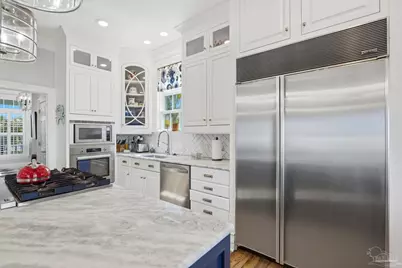 9 Seashore Dr, Pensacola Beach, FL 32561 - Photo 19