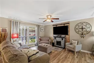 3310 Bluewater Dr, Pensacola, FL 32503 - Photo 9