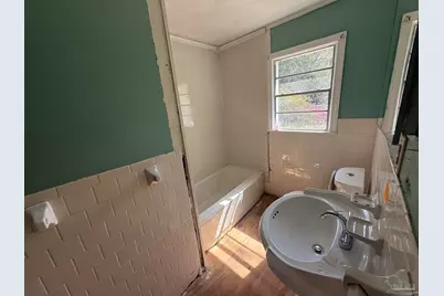 529 E Selina St, Pensacola, FL 32503 - Photo 11