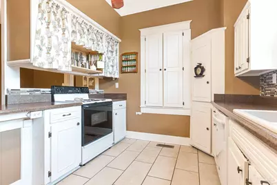 817 Douglas Ave, Brewton, AL 36426 - Photo 5