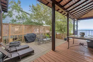 209 Bayshore Dr, Pensacola, FL 32507 - Photo 27